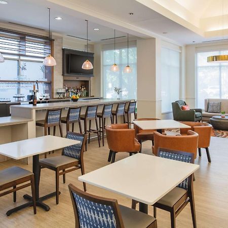 Hilton Garden Inn Portland Lake Oswego Exterior foto